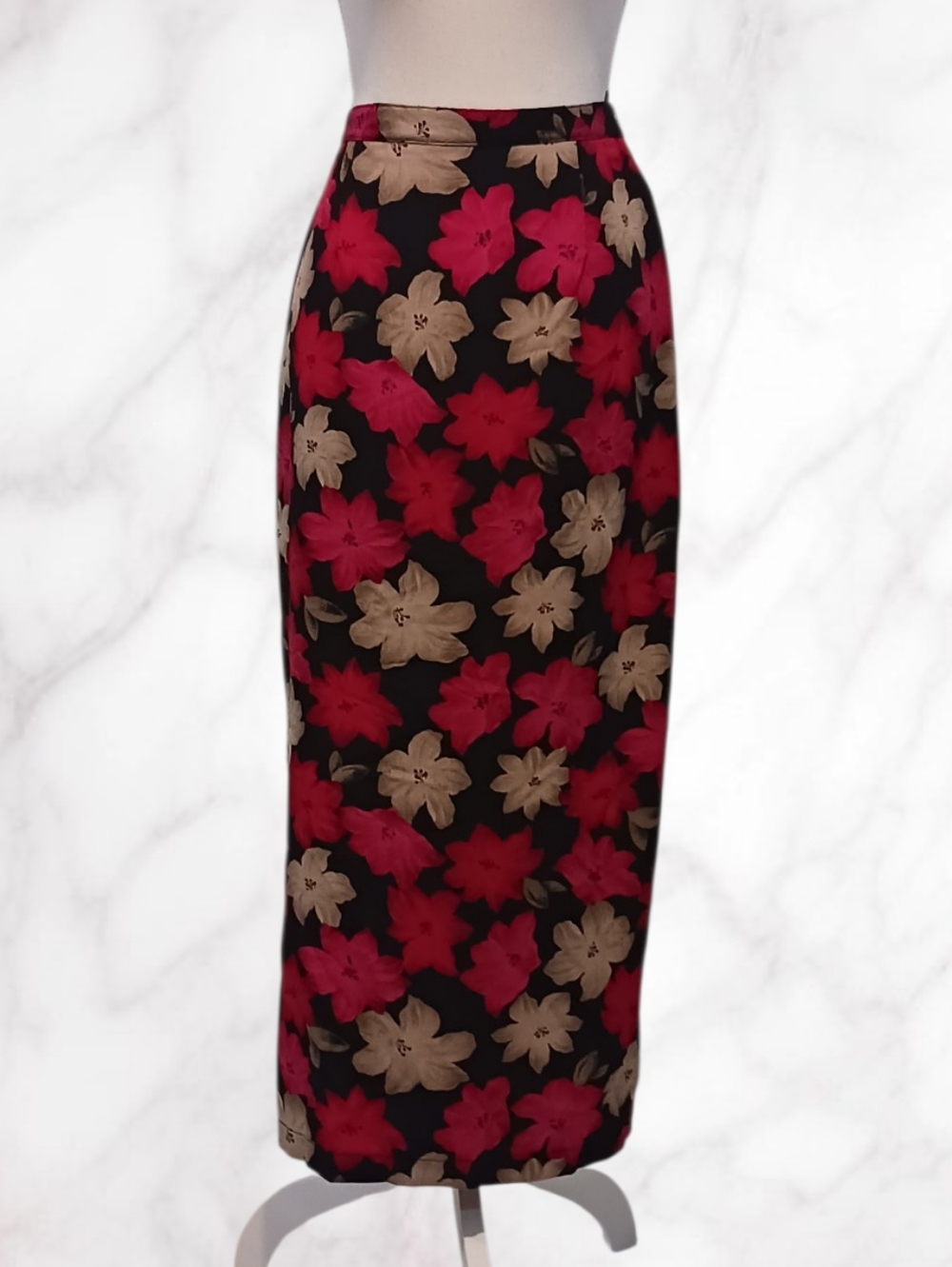 Pencil Maxi Skirt Red Beige Floral  Elastic Waist Side Slit Briggs Women's M.